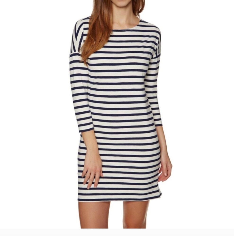 Patagonia Black and White Raglan Sheath Dress